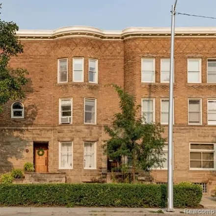 Buy this 4 bed condo on Lindley Hall Hotel Apts in 479 West Willis Street, Detroit