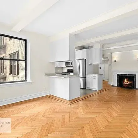 Rent this 4 bed apartment on 885 Boston Avenue in Bridgeport, CT 06610