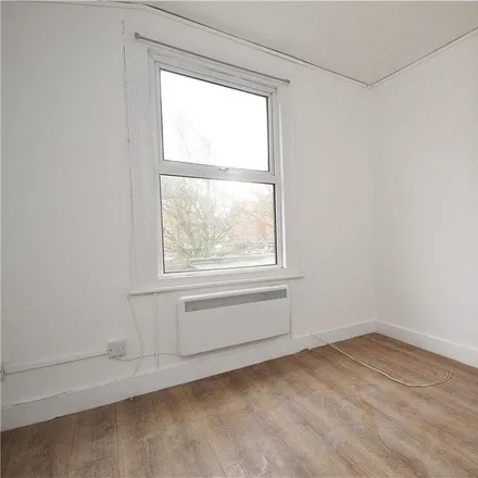 Rent this 1 bed apartment on 189 South Ealing Road in London, W5 4RH