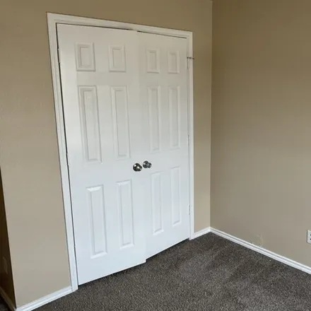 Image 7 - 10800 Mathom Landing, Universal City, Bexar County, TX 78148, USA - Townhouse for rent