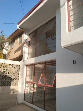 Rent this 3 bed house on Calle Circón in 52940 Ciudad López Mateos, MEX