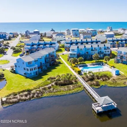 Image 3 - Bermuda Landing Place, North Topsail Beach, NC, USA - House for sale