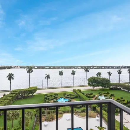 Rent this 2 bed apartment on 200 Queens Court in West Palm Beach, FL 33401