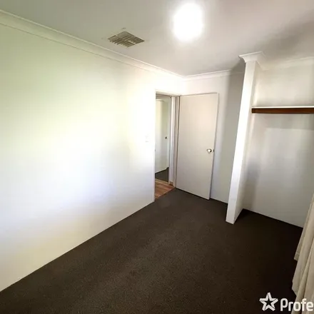 Image 7 - St John Road, Wattle Grove WA 6058, Australia - Apartment for rent