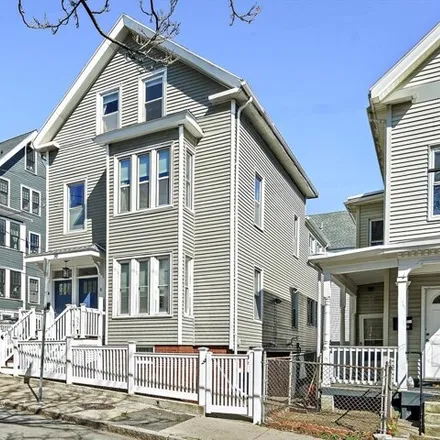 Buy this 4 bed condo on 29 Pinckney Street in Somerville, MA 02145