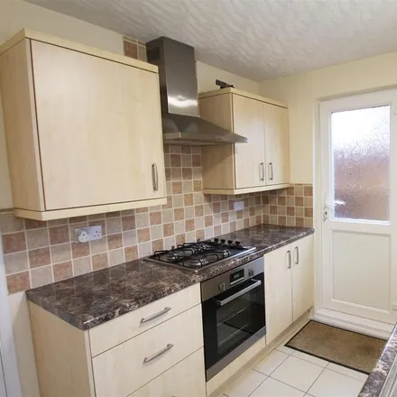 Image 2 - Mallard Hill, Bedford, MK41 7QS, United Kingdom - House for rent