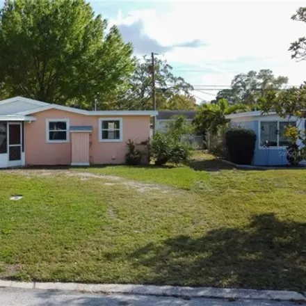 Buy this 3 bed house on 10879 102nd Street in Pinellas County, FL 33773