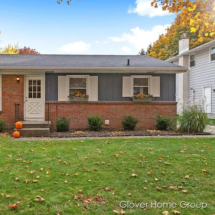 Buy this 2 bed house on 1344 Clover Crest Avenue Northwest in Grand Rapids, MI 49504