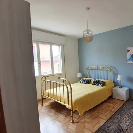 Rent this 2 bed apartment on Via Giuseppe Durer in 35132 Padua Province of Padua, Italy