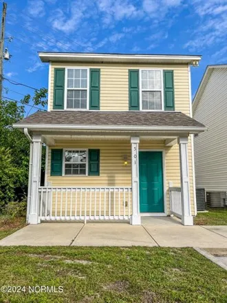 Rent this 2 bed house on 501 Shortfin Drive in Fairlawn, Wilmington