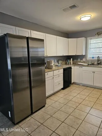 Image 4 - 914 Beatrice Drive, Long Beach, MS 39560, USA - House for sale