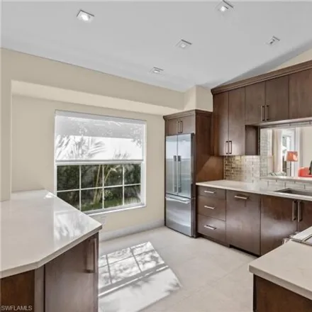 Image 4 - 14806 Sterling Oaks Drive, Collier County, FL 34110, USA - House for sale