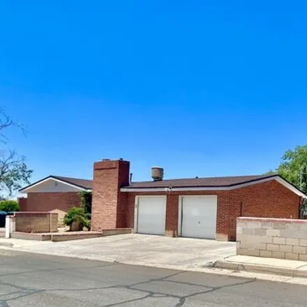 Buy this 4 bed house on 1808 Columbia Dr SE in Albuquerque, New Mexico