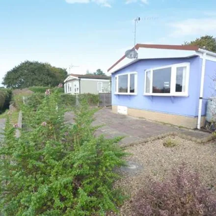 Buy this 2 bed house on Third Avenue in Topsham, EX2 7DT