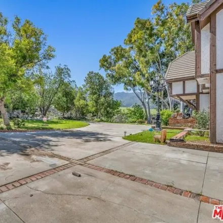 Image 6 - South Weirick Road, Dos Lagos, CA 92881, USA - House for sale