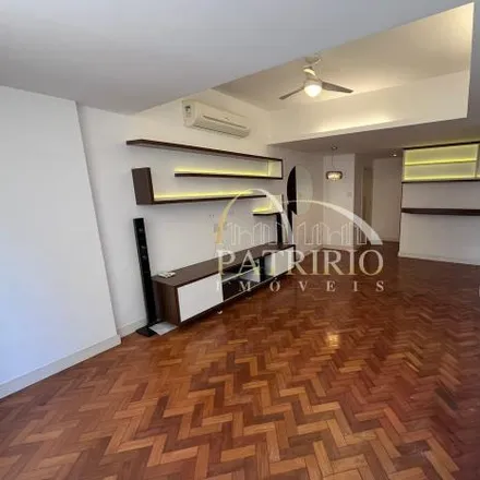 Buy this 3 bed apartment on Rua Senador Vergueiro 30 in Flamengo, Rio de Janeiro - RJ