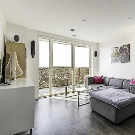 Rent this 2 bed apartment on Pembrey Court in Enfield Road, London