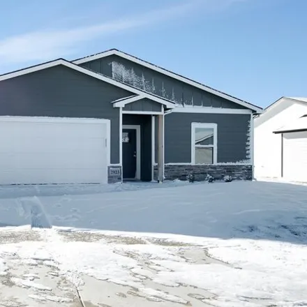 Buy this 4 bed house on Highridge Street in Park City, KS 67147