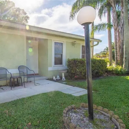 Image 3 - Willow Pond Road, West Palm Beach, FL 33417, USA - Townhouse for sale