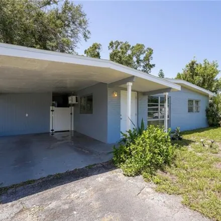 Image 3 - 5180 Kapok Drive, New Port Richey, FL 34652, USA - House for sale
