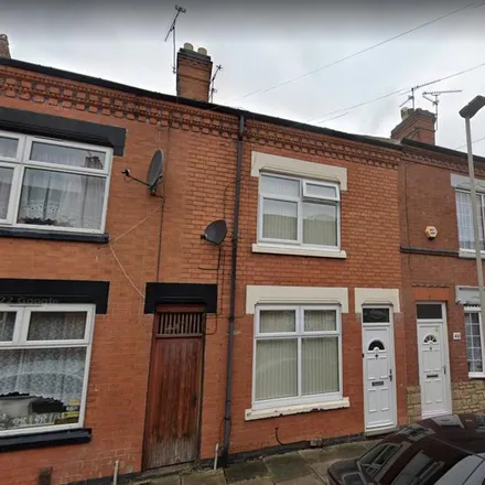 Rent this 2 bed townhouse on Trafford Road in Leicester, LE5 4BJ