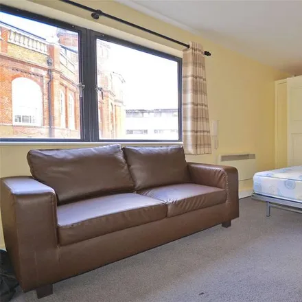 Rent this studio apartment on Arsenal Mini Mart in Hornsey Road, London