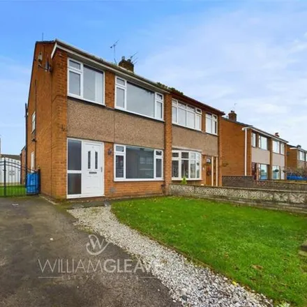 Buy this 3 bed duplex on Julius Close in Flint, CH6 5EN