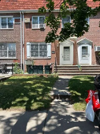 Buy this 4 bed house on 144-27 73rd Avenue in New York, NY 11367