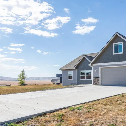 Buy this 3 bed house on 1400 East Skyview Lane in Kootenai County, ID 83835