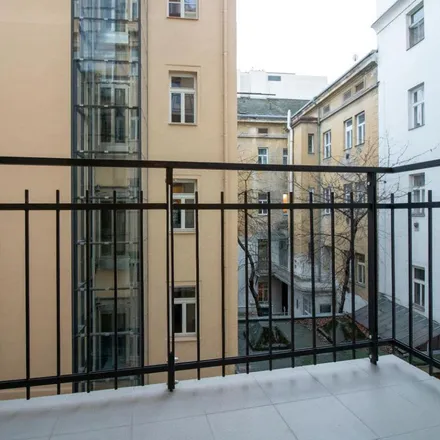 Image 5 - Gran Fierro, Myslíkova 8, 120 00 Prague, Czechia - Apartment for rent