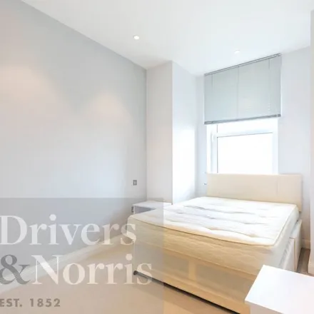 Image 2 - Waverley Court, 465 Holloway Road, London, N19 3PG, United Kingdom - Apartment for rent