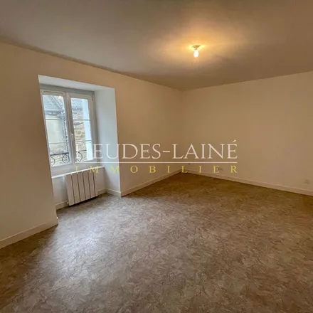 Rent this 3 bed apartment on 15 a Rue de la Libération in 50170 Pontorson, France