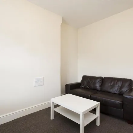 Image 6 - 29 Burns Street, Nottingham, NG7 4DS, United Kingdom - Apartment for rent