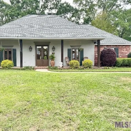 Buy this 4 bed house on 5615 Hilltop Circle in West Feliciana Parish, LA 70775