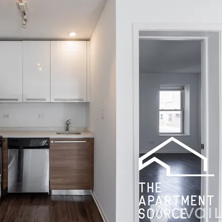 Image 2 - 925 W Carmen Ave, Unit 5D - Apartment for rent