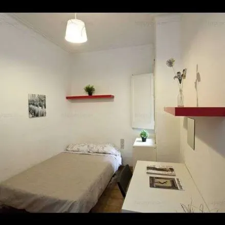 Image 7 - Carrer d'Escipió, 6, 08023 Barcelona, Spain - Apartment for rent