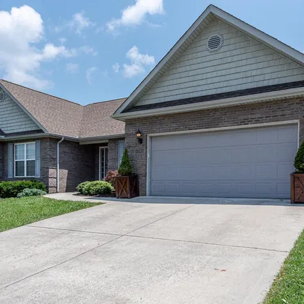 Buy this 3 bed house on 1998 Crest Road in Sevier Heights, Maryville