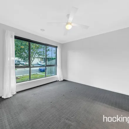 Image 9 - 19 Hollington Drive, Mickleham VIC 3064, Australia - Apartment for rent