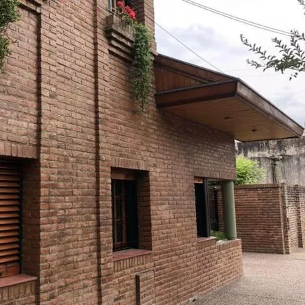 Buy this 6 bed house on Supervielle in Aristóbulo del Valle 201, Partido de Florencio Varela