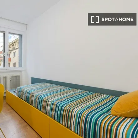 Rent this 7 bed room on Via Leonardo Emo-Capodilista in 35123 Padua Province of Padua, Italy