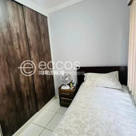 Buy this 3 bed house on Rua Coxinilho in Morumbi, Uberlândia - MG