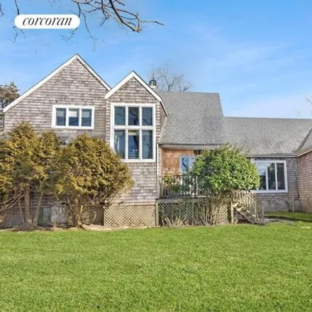 Rent this 5 bed house on 102 North Captains Neck Road in Village of Southampton, Suffolk County
