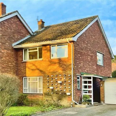 Buy this 3 bed house on 5 Bassett Meadow in Glen Eyre, Southampton