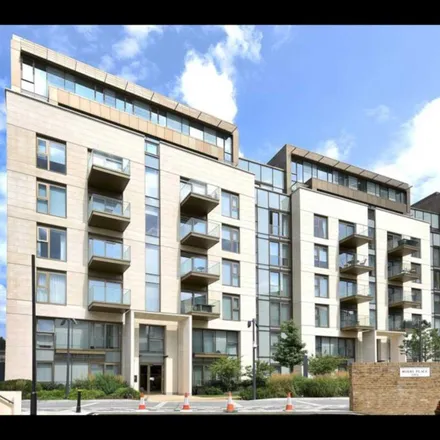Rent this 3 bed apartment on 2 Micklethwaite Road in London, SW6 1QE