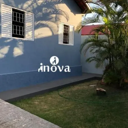 Image 2 - Avenida Doutor Fidelis, Centro, Uberaba - MG, 38015-020, Brazil - House for sale