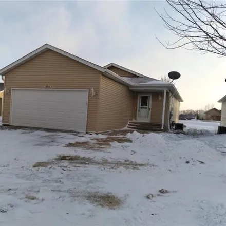 Buy this 4 bed house on 1840 Scenic Heights Court in Hutchinson, MN 55350