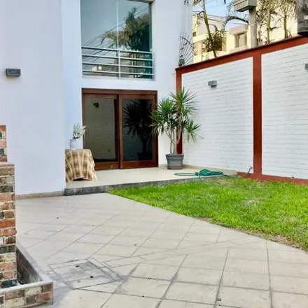 Rent this studio house on Pasaje Monte Almendro in Santiago de Surco, Lima Metropolitan Area 15039