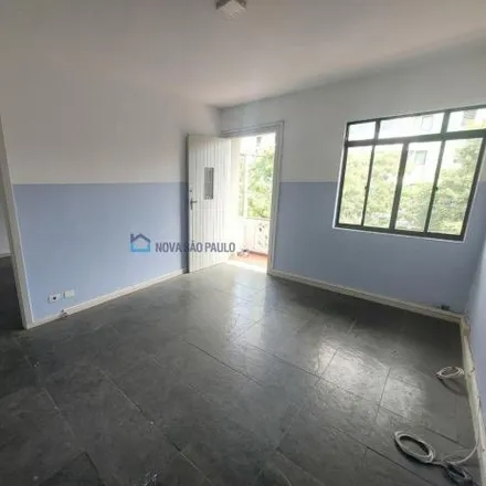 Rent this 2 bed apartment on Auto Escola Caramuru in Rua Caramuru, Chácara Inglesa