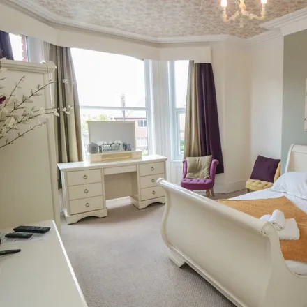 Rent this 8 bed house on Bridlington in YO15 2BG, United Kingdom