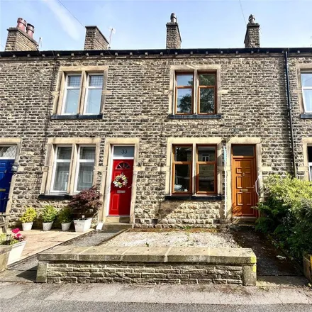 Image 1 - Grove Road, Bingley, BD16 1HD, United Kingdom - Townhouse for rent